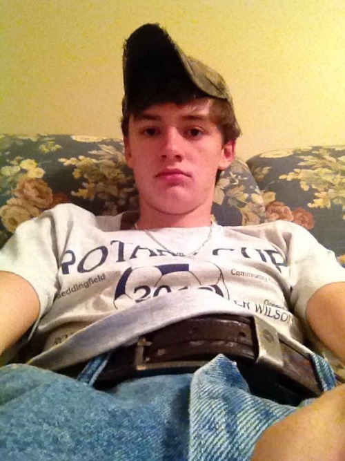 american-countryboy-nude-self-pics